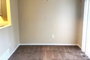 9923 Bessemer Ave, Loveland, OH 44104 - Photo 3