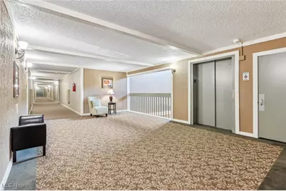 1006 Bunker Drive #204, Fairlawn, OH 44333 - Photo 7