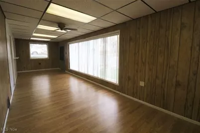 2402 Sunset Boulevard, Steubenville, OH 43952 - Photo 7