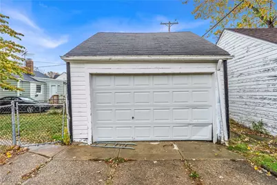 19702 Pawnee Avenue, Loveland, OH 44119 - Photo 27