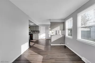 19702 Pawnee Avenue, Loveland, OH 44119 - Photo 15