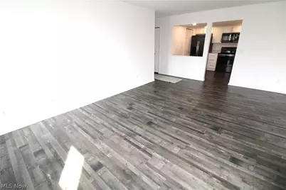 1201 W River Road N #B3, Elyria, OH 44035 - Photo 5