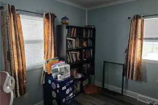 1864 17th St, Cuyahoga Falls, OH 44221 - Photo 9