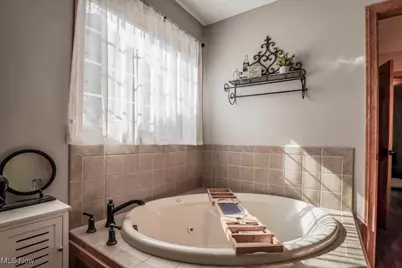 5700 Glena Street, Louisville, OH 44641 - Photo 23