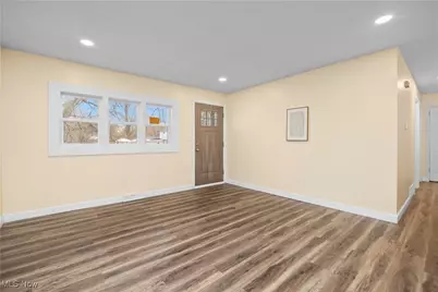 1609 Nevada Avenue, Lorain, OH 44052 - Photo 13
