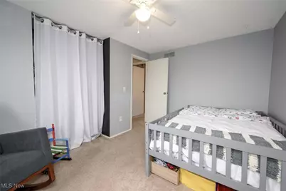 4407 Sunnyview Drive, Uniontown, OH 44685 - Photo 23