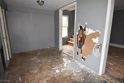 922 W 37th Street, Ashtabula, OH 44004 - Photo 11