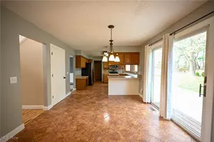 744 Lawrence Dr, Wadsworth, OH 44281 - Photo 7