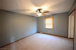 744 Lawrence Dr, Wadsworth, OH 44281 - Photo 15