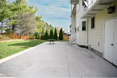 744 Lawrence Drive, Wadsworth, OH 44281 - Photo 33