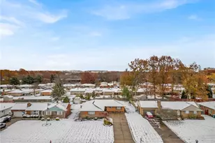 5835 Graydon Dr, Green Hills, OH 44131 - Photo 35