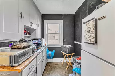 1242 E 170th Street, Loveland, OH 44110 - Photo 3