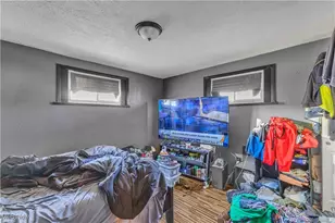 1242 E 170th St, Loveland, OH 44110 - Photo 23