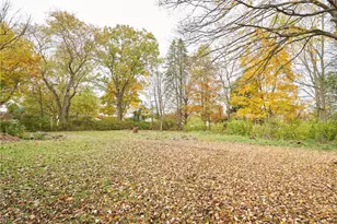 2941 Sweitzer Rd, Uniontown, OH 44685 - Photo 13