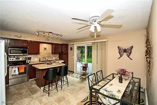 1392-1394 Koons Rd, North Canton, OH 44720 - Photo 3