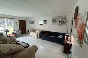 2573 San Pedro Dr, Youngstown, OH 44511 - Photo 3