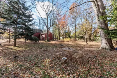 24105 Chardon Road, Euclid, OH 44143 - Photo 45