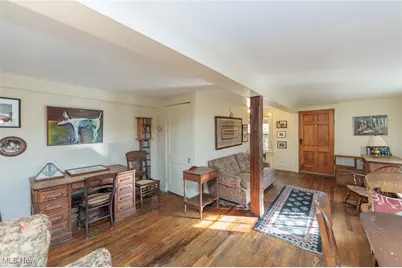 24105 Chardon Road, Euclid, OH 44143 - Photo 7