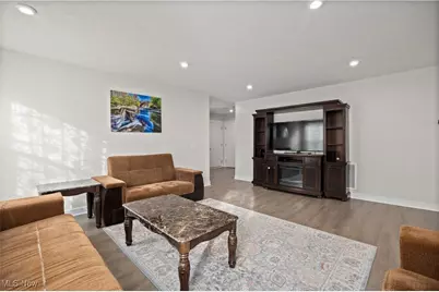 34959 Maurer Boulevard, Grafton, OH 44044 - Photo 3