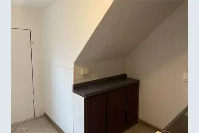 1461 Newman Avenue, Oakwood, OH 44107 - Photo 15