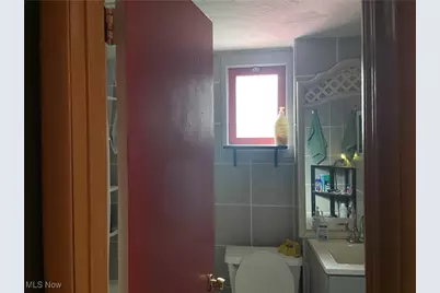 1461 Newman Avenue, Oakwood, OH 44107 - Photo 11