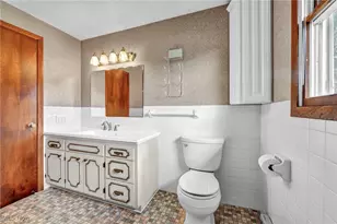 557 Ladyne Ave NW, Bolivar, OH 44612 - Photo 25