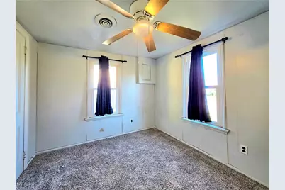 1374 Nichols Avenue, Lorain, OH 44053 - Photo 19