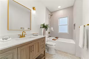 1563 Winchester Ave, Oakwood, OH 44107 - Photo 15