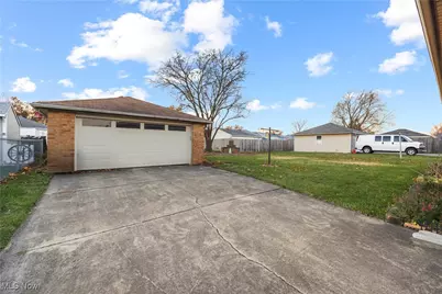 3116 Chris Avenue, Lorain, OH 44052 - Photo 27