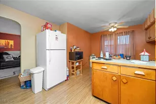 3116 Chris Ave, Lorain, OH 44052 - Photo 5