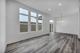 3612 Great Windsor Ln, Green, OH 44685 - Photo 7