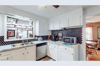 123 Linwood Avenue NW, Canton, OH 44708 - Photo 11