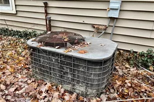 1441 Warner Rd, Hubbard, OH 44425 - Photo 9