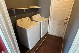 731 S Lawn Ave, Coshocton, OH 43812 - Photo 15