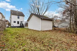 10313 Mt Auburn Ave, Loveland, OH 44104 - Photo 31