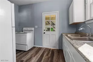 1450 Wooster Rd W, Barberton, OH 44203 - Photo 13