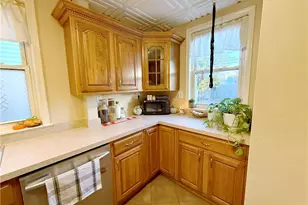 14931 Lakewood Heights Blvd, Oakwood, OH 44107 - Photo 9