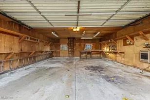 406 S Cleveland Ave, Mogadore, OH 44260 - Photo 29