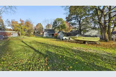 406 S Cleveland Avenue, Mogadore, OH 44260 - Photo 37