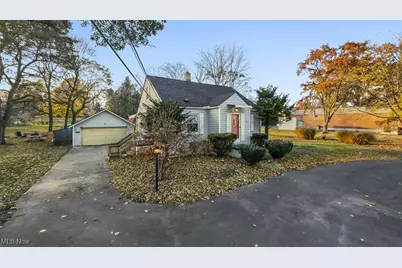 406 S Cleveland Avenue, Mogadore, OH 44260 - Photo 35