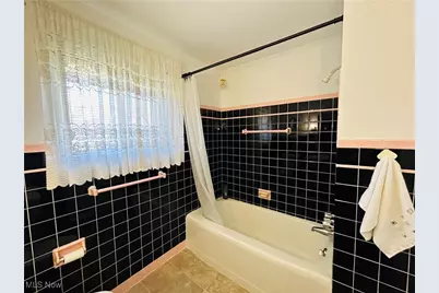 188 Columbus Way, Weirton, WV 26062 - Photo 17