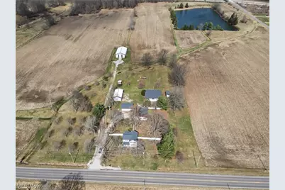 9865 Tallmadge Road, Diamond, OH 44412 - Photo 11