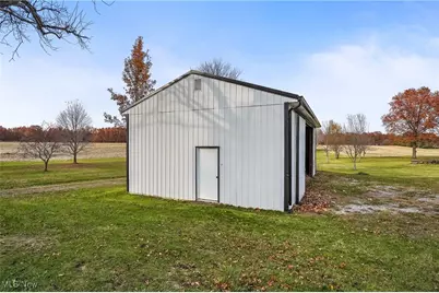 9865 Tallmadge Road, Diamond, OH 44412 - Photo 7