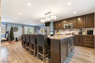 704 Reno Dr, Louisville, OH 44641 - Photo 9