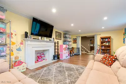 704 Reno Drive, Louisville, OH 44641 - Photo 5