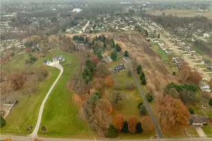 704 Reno Dr, Louisville, OH 44641 - Photo 47