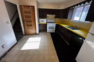 2512 Wick St SE, Warren, OH 44484 - Photo 5