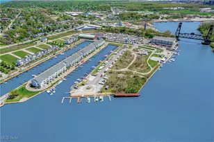 445 Harbor Ln, Lorain, OH 44052 - Photo 35