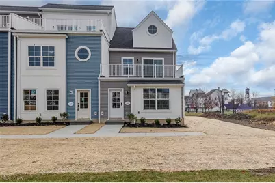 445 Harbor Lane, Lorain, OH 44052 - Photo 3