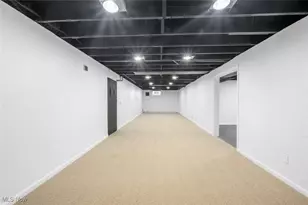 2057 Darnell Dr, Coventry, OH 44319 - Photo 17